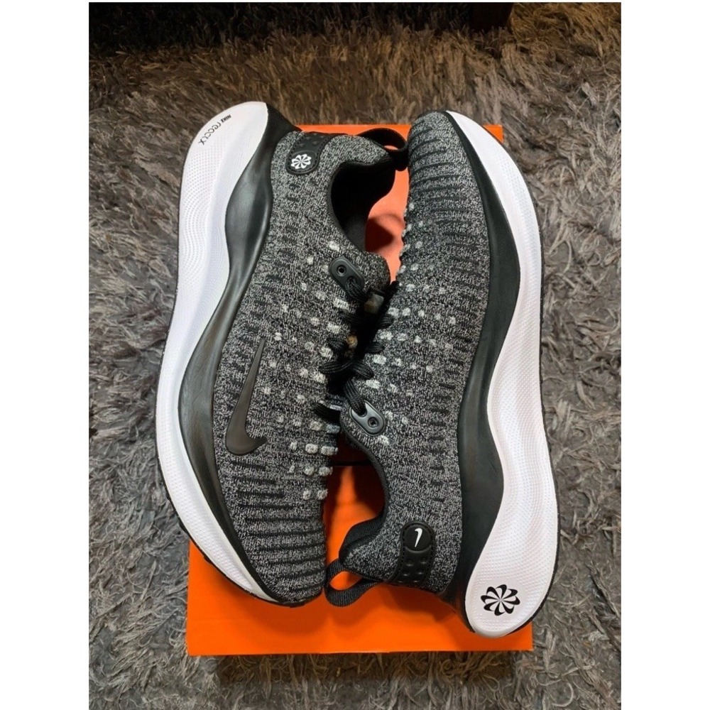 Women's Size 10 Nike ReactX Infinity Run 4 Running Shoes Black White DR2670-003